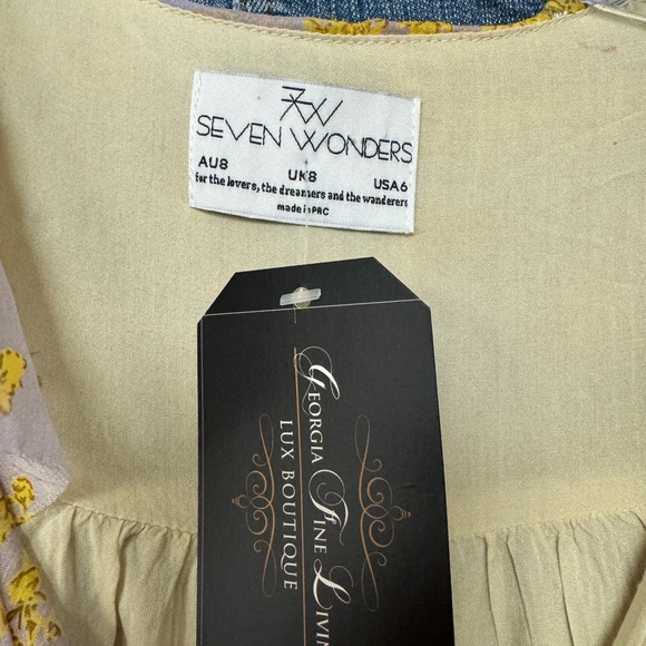 Seven Wonders Blouse - Picture 4 of 6